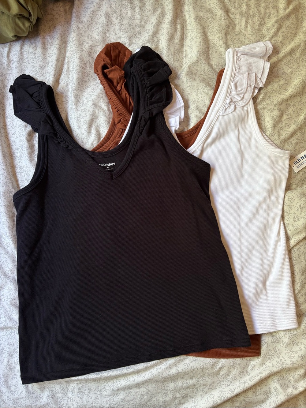 Old Navy Ruffle Strap Ribbed Cotton Tank Top Bundle Black Brown White New XL